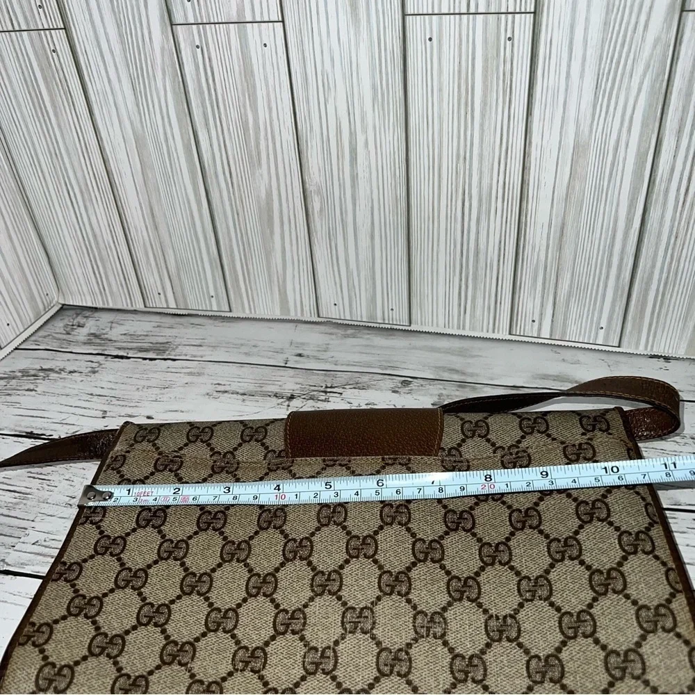 Gucci Vintage GG Monogram Canvas Crossbody Clutch Bag Brown Leather Trim - Picture 13 of 16